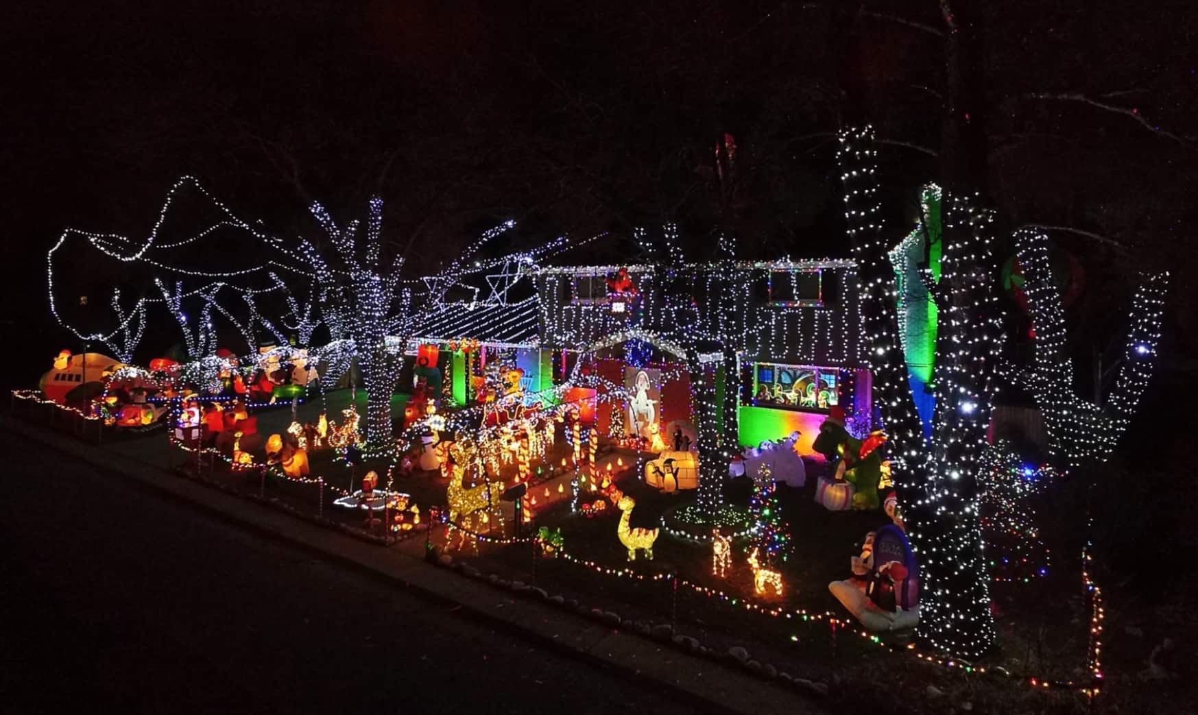 Most Spectacular Christmas Light Displays in the Denver Area Mile