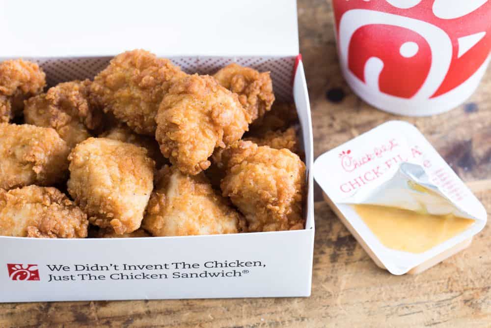 First 100 Volunteers Get 52 Combo Meals at New ChickfilA in Castle Rock Mile High on the Cheap