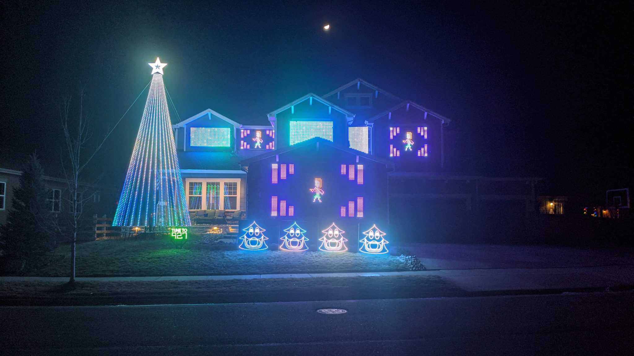 Still Time To View The Most Spectacular Christmas Light Displays in the