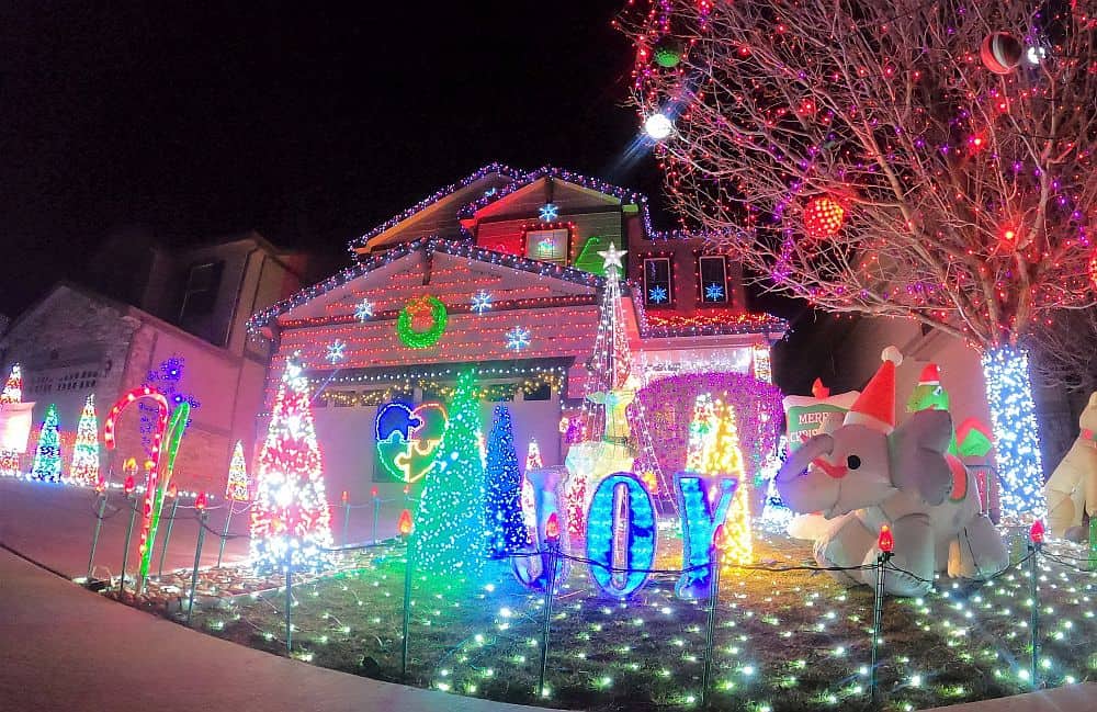 Most Spectacular Christmas Light Displays in the Denver Area Mile