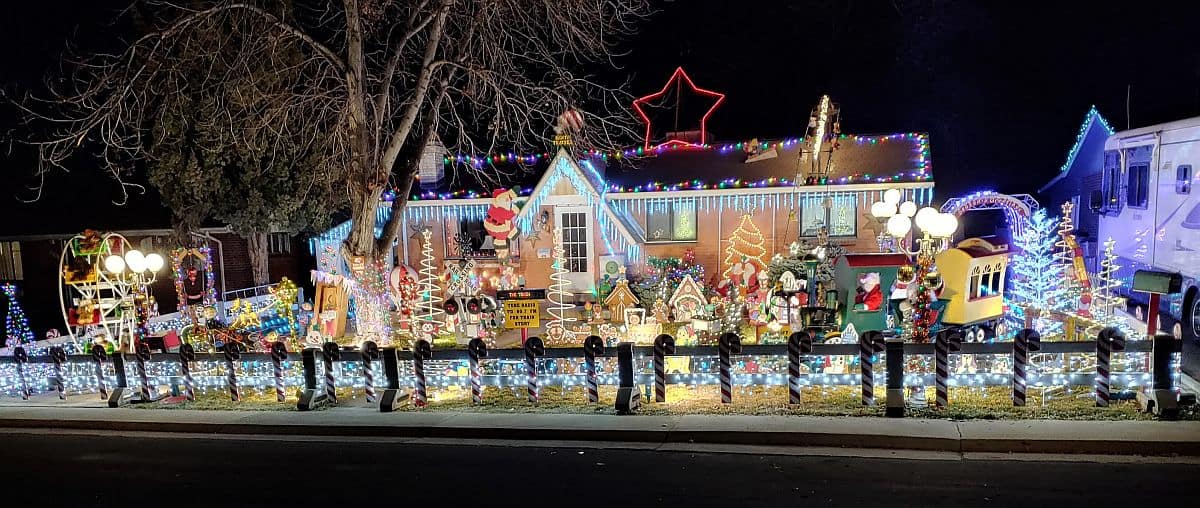 Most Spectacular Christmas Light Displays in the Denver Area Mile